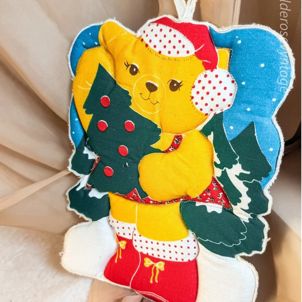 Vintage Teddy Bear with Polka Dots Pot Holder‎